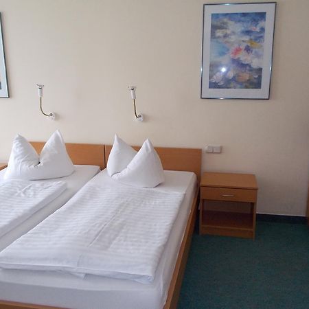 Hotel Zum Sportforum Blankenburg  Zimmer foto