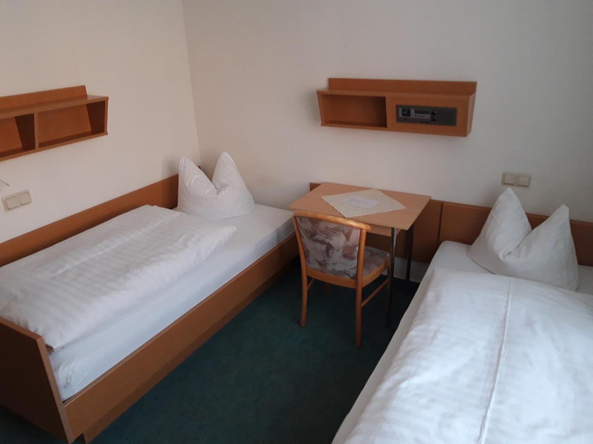 Hotel Zum Sportforum Blankenburg  Zimmer foto